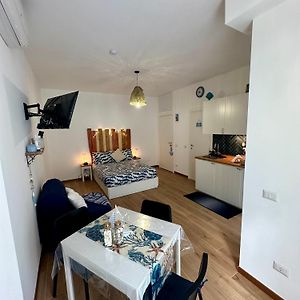 Apartment Due Mari Milano Zona Portello-Fiera Free Wi-Fi